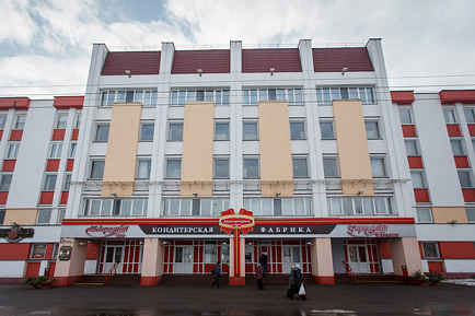 Временное закрытие фирменного магазина «Коммунарка» на Аранской 18.