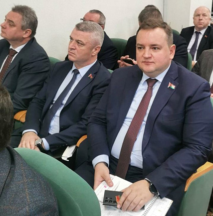Сергей Анюховский принимает участие в работе совета концерна «Белгоспищепром» Сергей Анюховский принимает участие в работе совета концерна «Белгоспищепром»